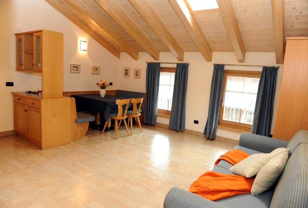 One-Bedroom Apartment (4 Adults)